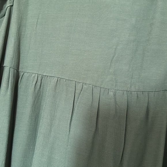 BNWT Smash and Tess Violet Mini Dress in Foliage Green - Picture 12 of 12